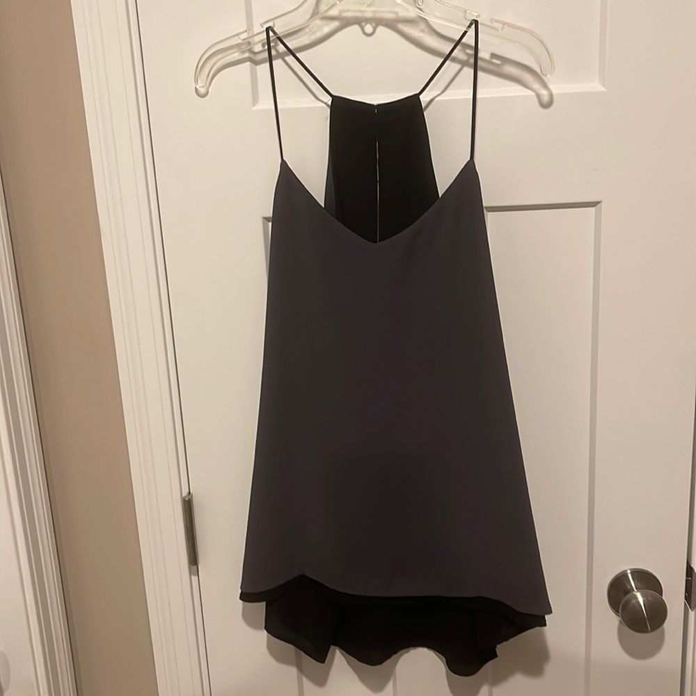 No tags - size small reversible top - black/gray